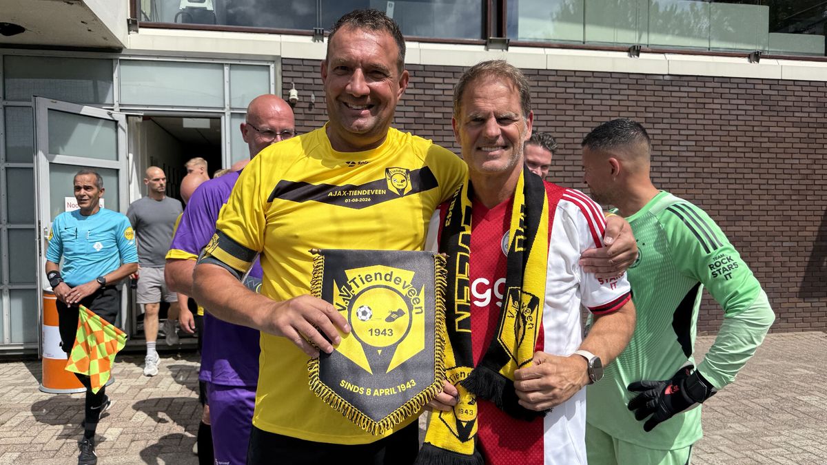 Eerbetoon Tiendeveen-trainer Van Essen bij Ajax: 'Dan gaat Frank de Boer vliegen'