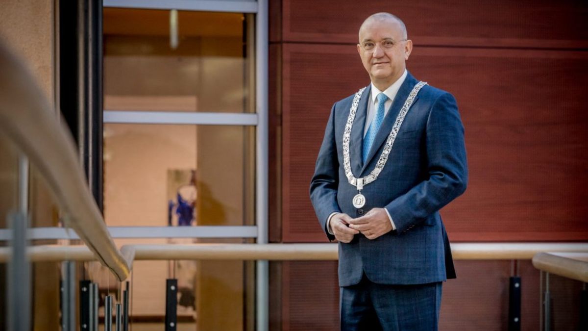 Burgemeester Echt-Susteren langere tijd afwezig vanwege ziekte