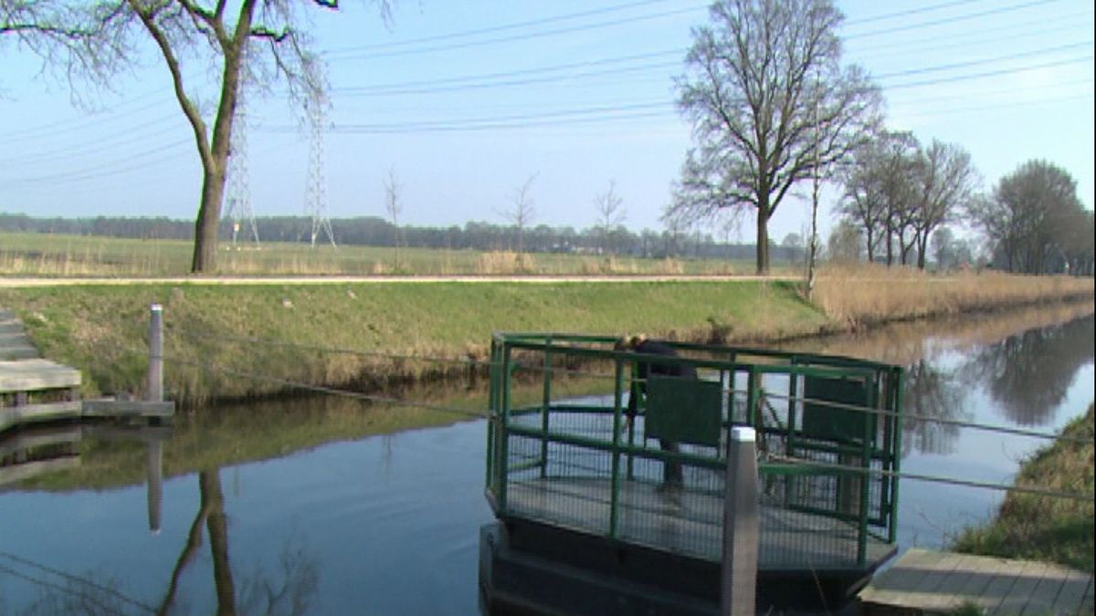 Vergunningaanvraag voor al gerealiseerd pontje in Oranjekanaal