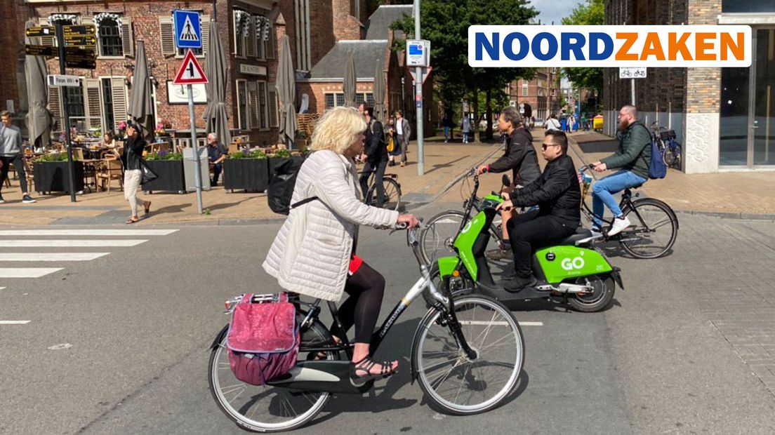 Een e-scooter in het verkeer