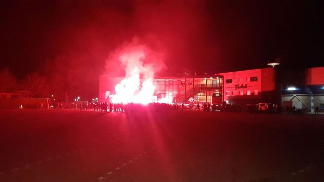 Vuurwerk afgelopen vrijdag bij De Vijverberg, het stadion van De Graafschap.