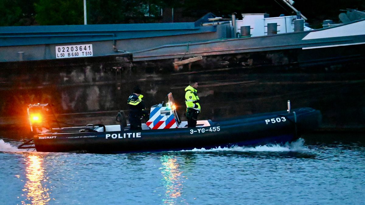 Lichaam gevonden in Amsterdam-Rijnkanaal bij Breukelen