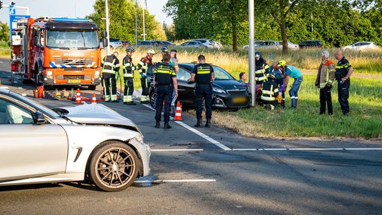 Twee gewonden na aanrijding op Groene Kruisweg Rotterdam | Stroomstoring in Giessenburg en Hardinxveld-Giessendam.