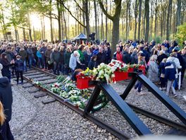 Dodenherdenking Westerbork verloopt waarschijnlijk droog, maar een jas is geen overbodige luxe