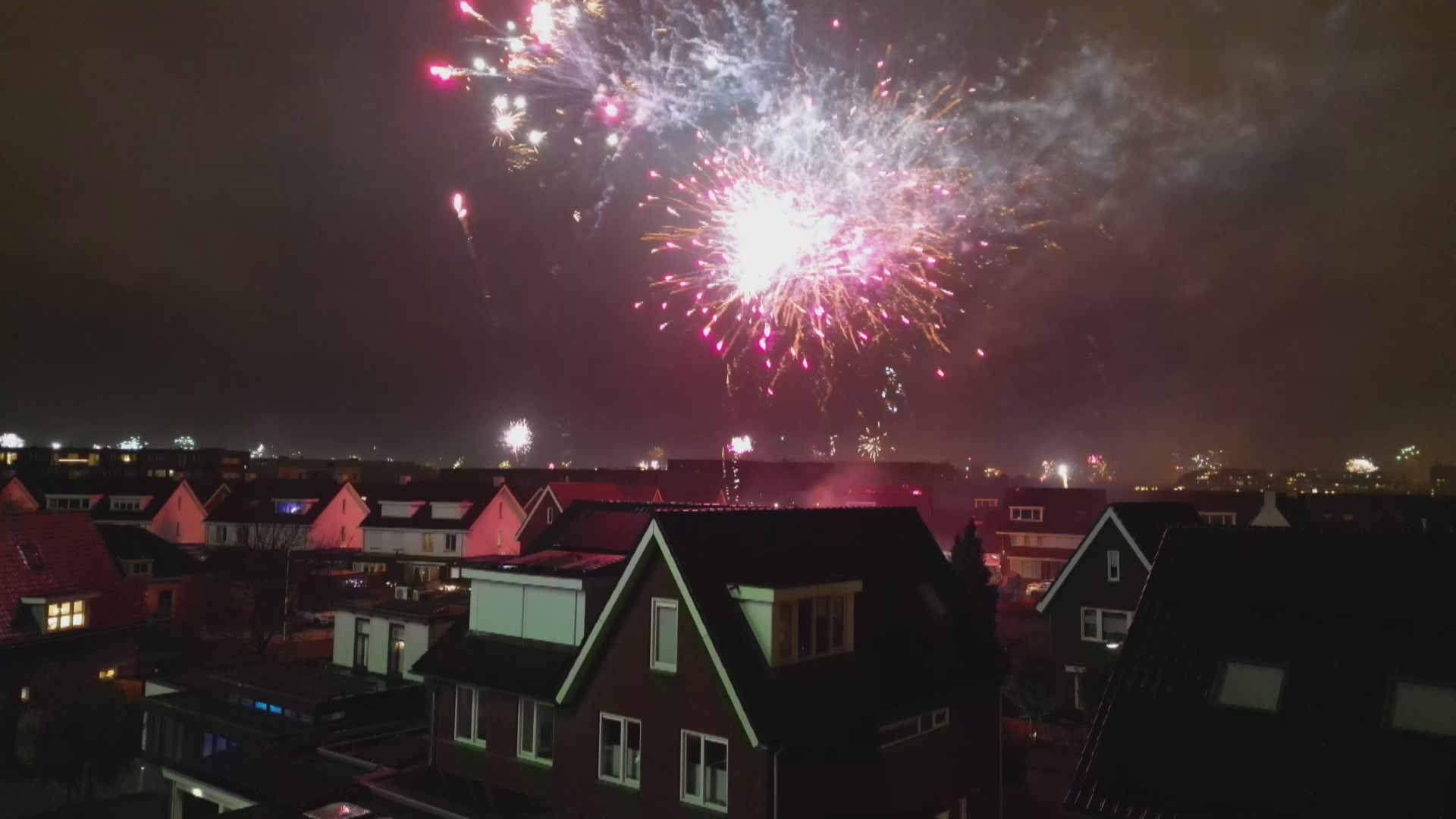 Dronebeelden Vuurwerk Westland - Omroep West