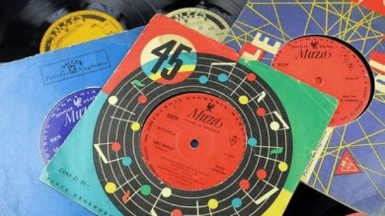 Singles van George Baker en Dolly Parton. Wie heeft ze voor Caroline?