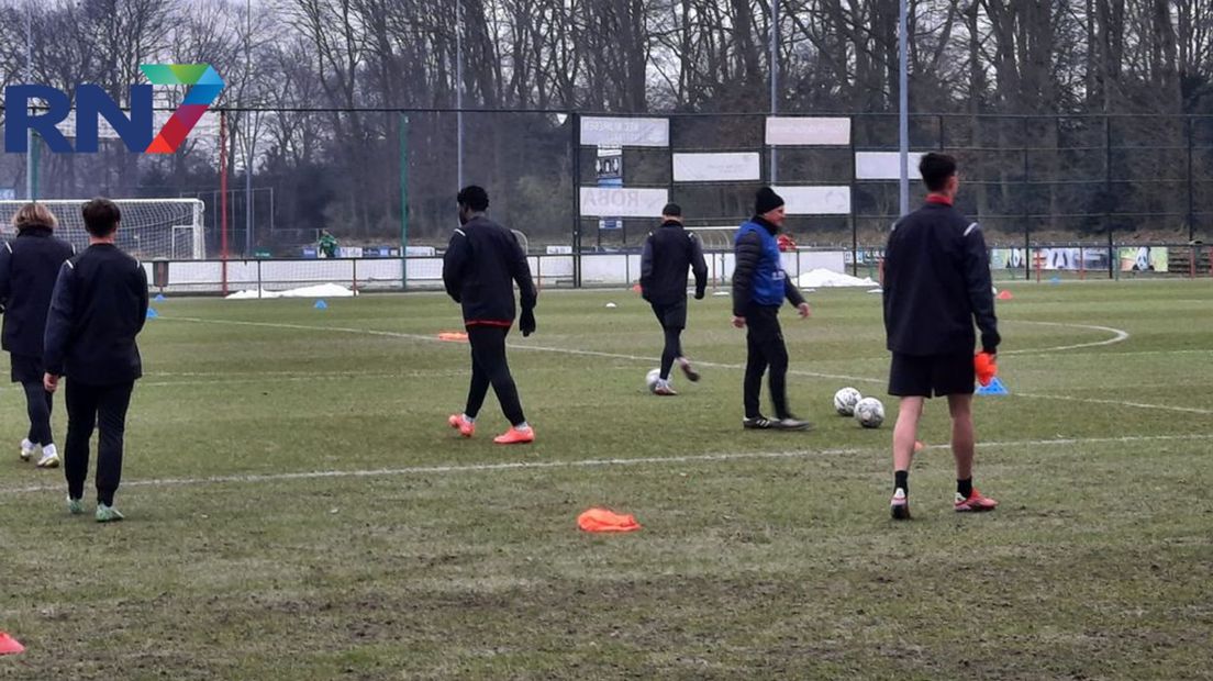 Eerste training bij NEC voor Wilfried Bony