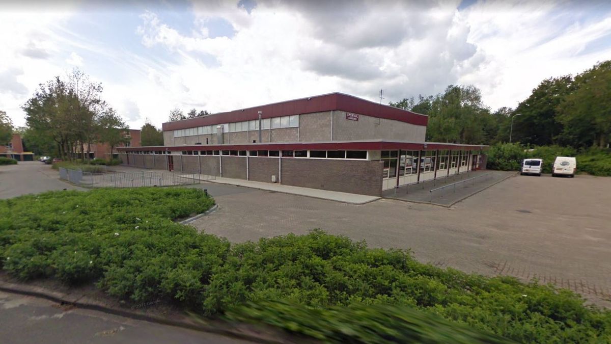 Sporthal in Emmen opnieuw ingezet voor noodopvang 50 asielzoekers