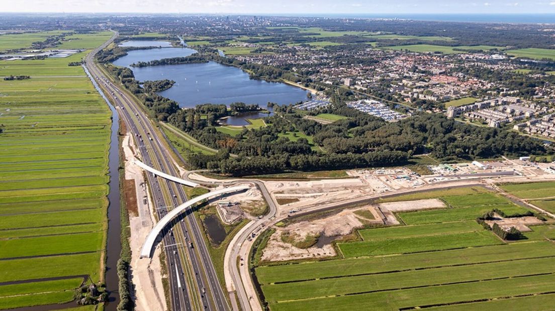 Overzichtsfoto van de waterplassen bij natuurgebied Vlietland