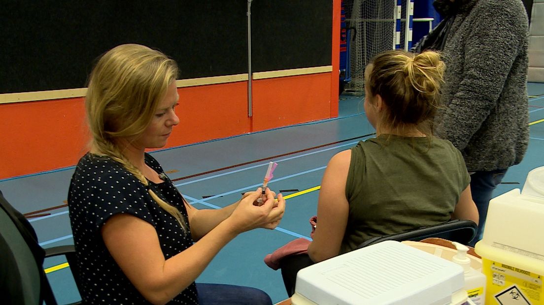 Deze prik krijgen nog bijna drieduizend Zeeuwen