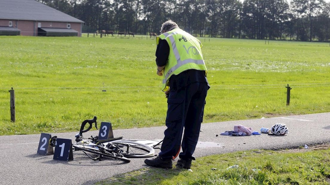 Ongeluk met wielrenner en landbouwvoertuig in Haaksbergen