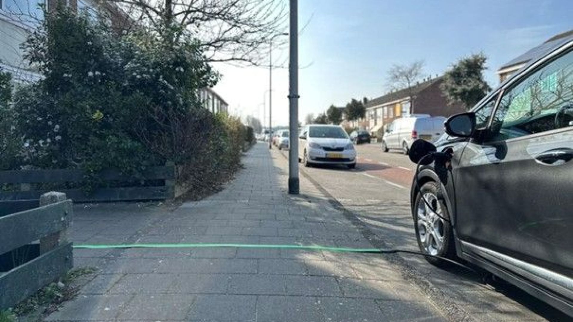 Oost Gelre maakt thuisladen van elektrische auto’s in openbare ruimte mogelijk – onder duidelijke voorwaarden.