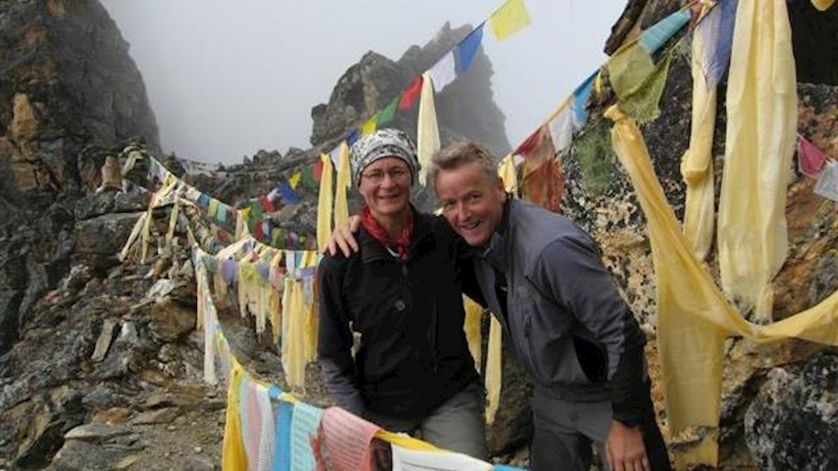 Bergbeklimmers uit Okkenbroek ongedeerd in aardbeving in Nepal