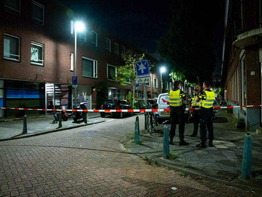 Politie doet onderzoek na ontploffing bij portiekwoning aan de Grasstraat
