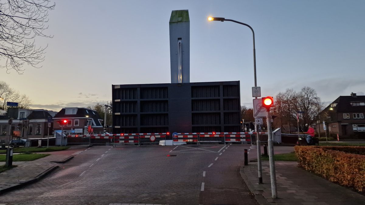 Witterbrug in Assen na dagen weer open voor wegverkeer