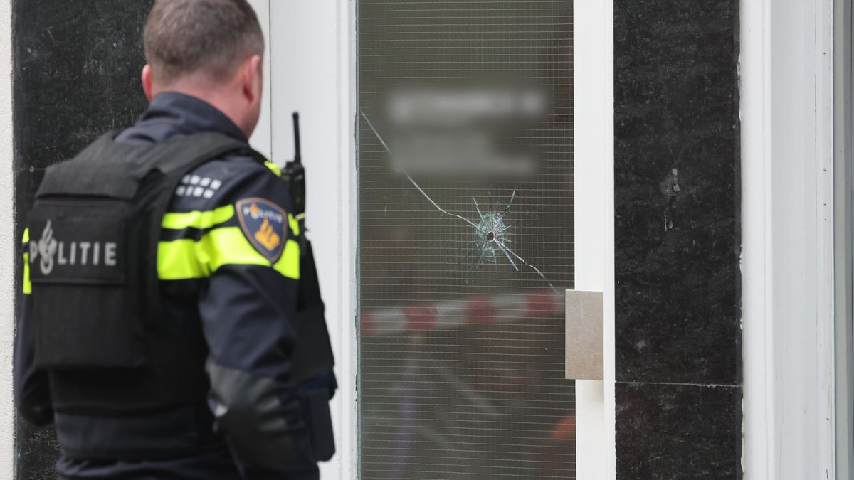 Schietpartij op klaarlichte dag in populaire straat: 'Loste van