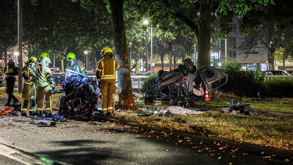 Dode en twee zwaargewonden bij ongeluk in Rotterdam-Oost