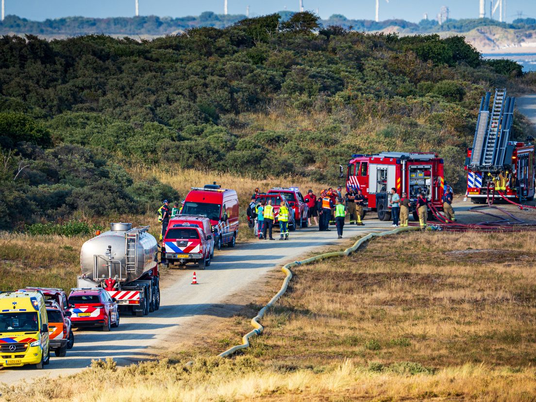 Voor de brand werden veel materieel en mensen ingezet