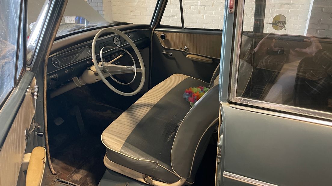 Het interieur van de Opel