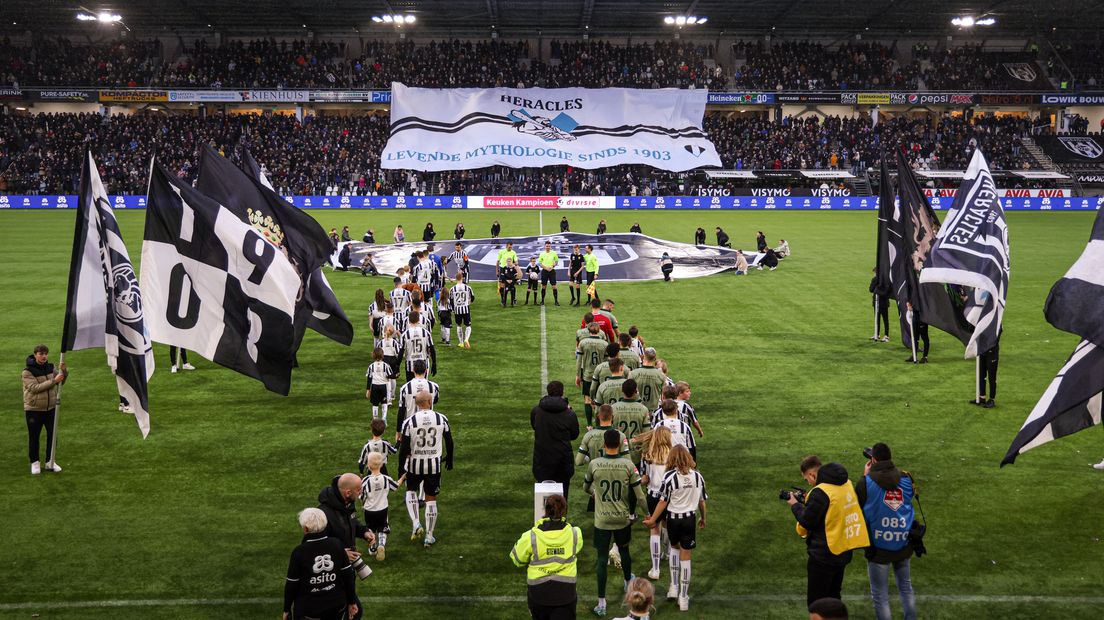 Promovendi Heracles en PEC staan zondag tegenover elkaar
