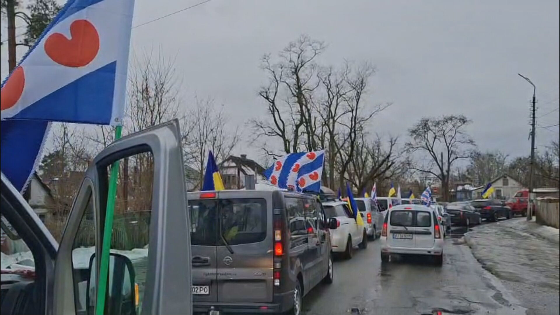 Russische dreiging raakt ook Friese hulpverleners in Oekraïne: "Busje is aan gort"