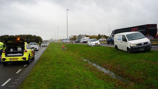 112 nieuws: Lange file op A28 na ongeval bij Lichtmis. 112 nieuws: Lange file op A28 na ongeval bij Lichtmis.