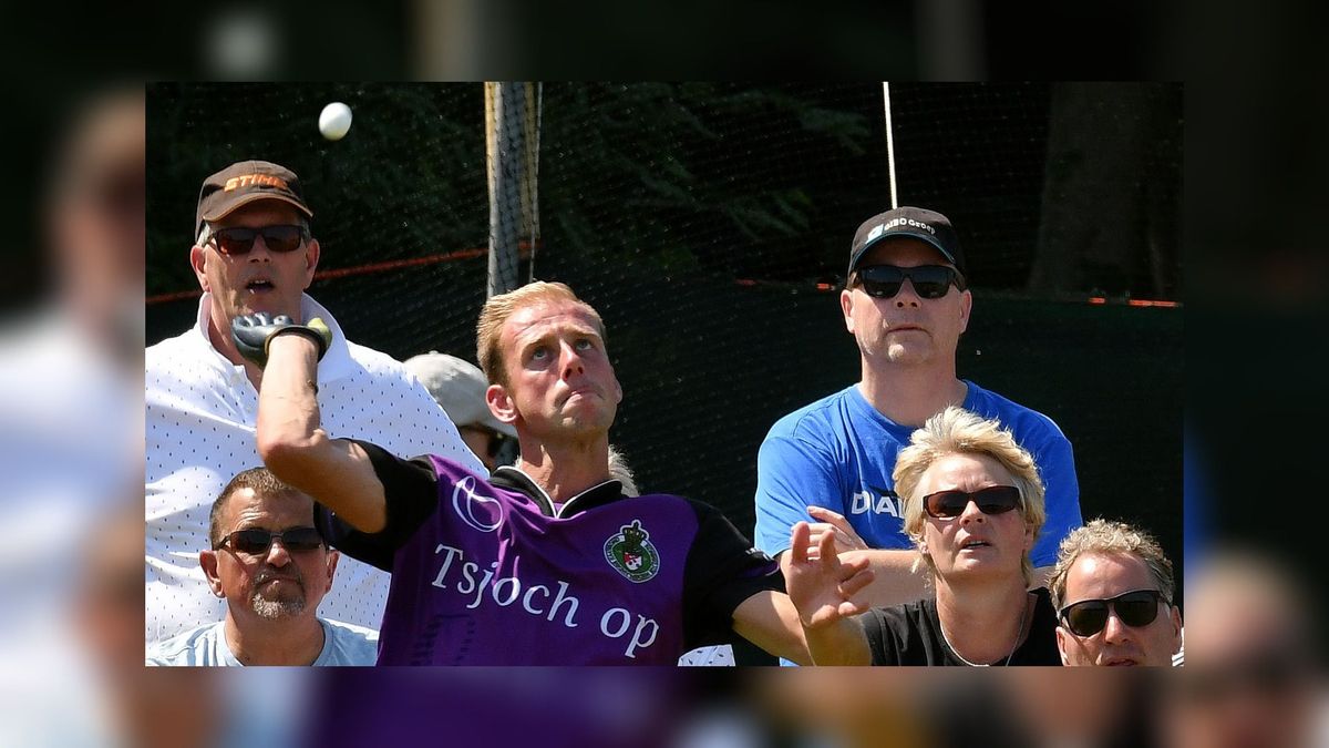 Partuur Remmelt Bouma verrassende winnaar kaatsen Sexbierum