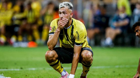 VVV-trainer Uneken duidelijk na simpele nederlaag tegen Jong FC Utrecht: 'Alles was matig' Nieuws