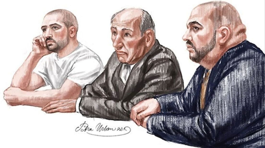 Dejan, Camil en Denis A. tijdens het strafproces rond de viervoudige moord in Enschede.,