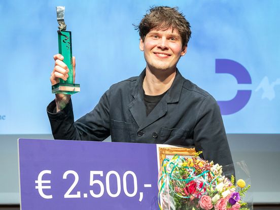 Ontwerper Micha van der Molen wint Drentse Talentprijs Cultuur