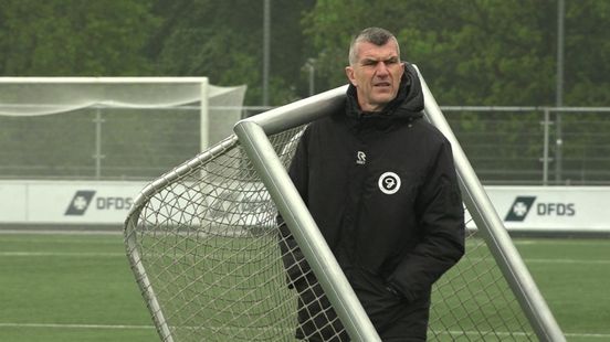 Dijkhuizen bij naderend afscheid van De Graafschap: 'Ik zie er wel tegenop'