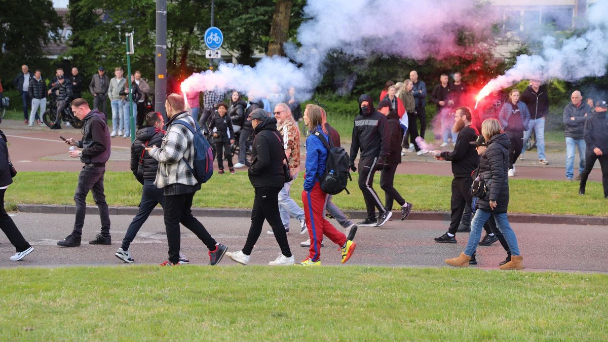 Na 26 aanhoudingen opnieuw demonstratie in Apeldoorn toegestaan