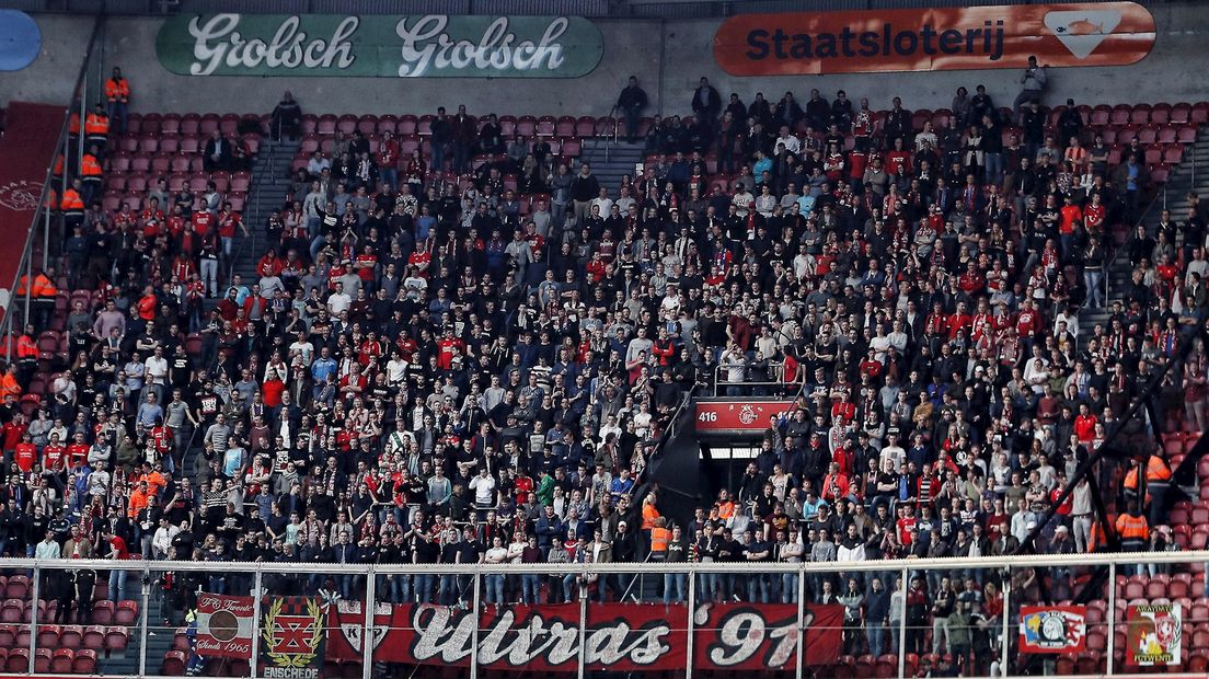 Fans van FC Twente in de Arena