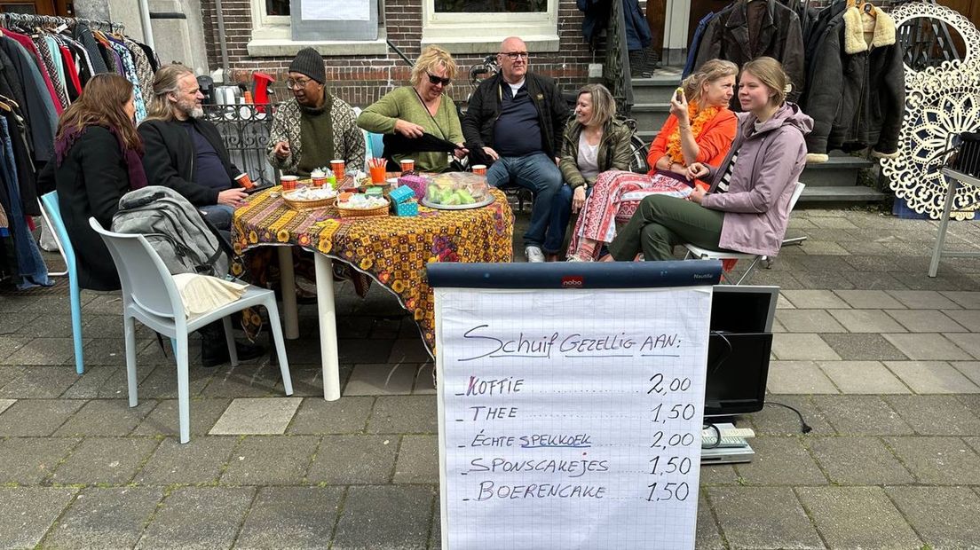 Koningsblog: Vrijmarkten maken plaats voor een borrel, livemuziek en klokkenluiders