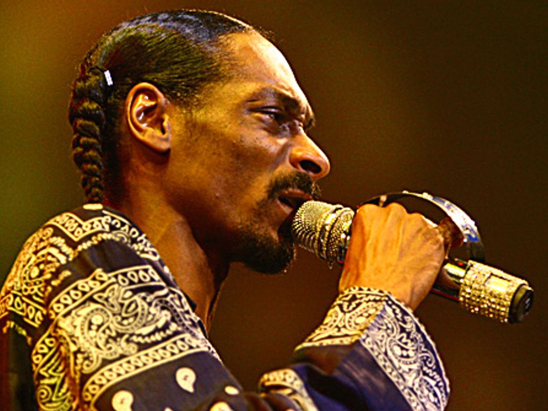 2010snoopdogg.cropresize.tmp.jpg