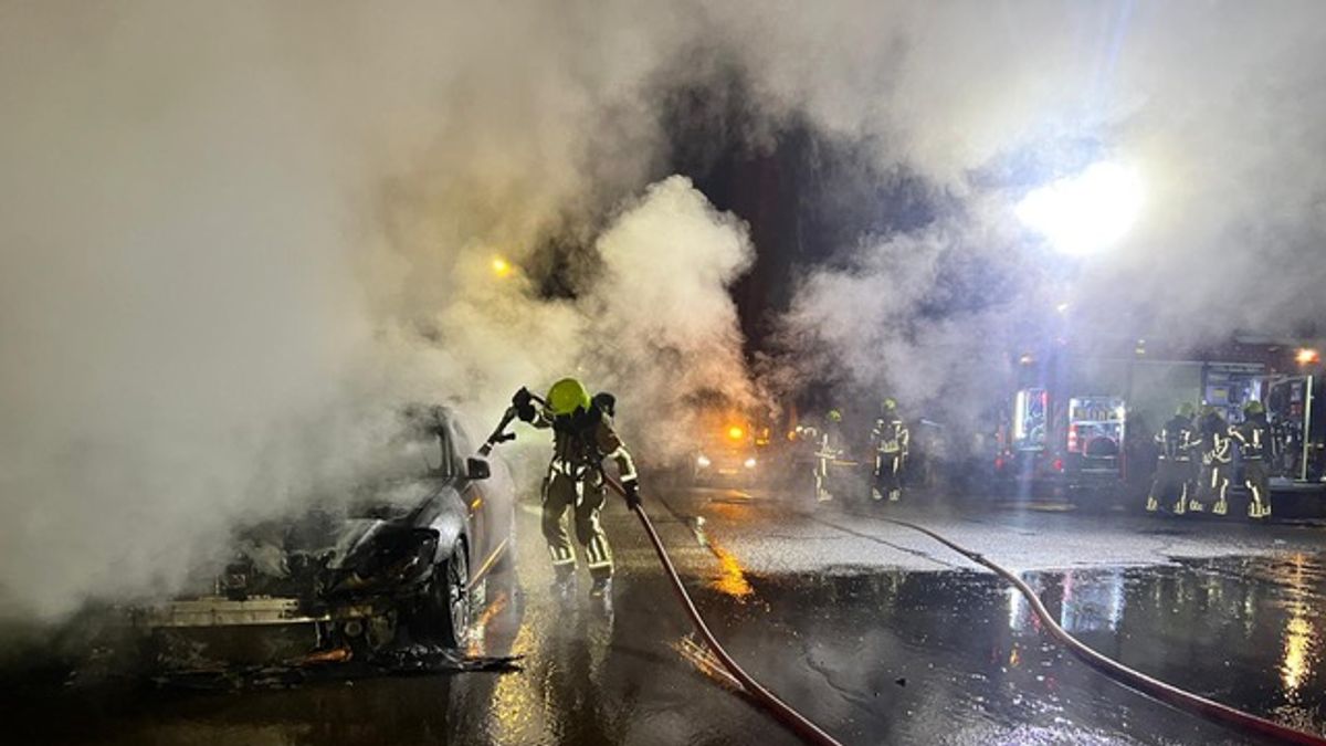 Auto uitgebrand op parkeerplaats bij schietvereniging in Swalmen