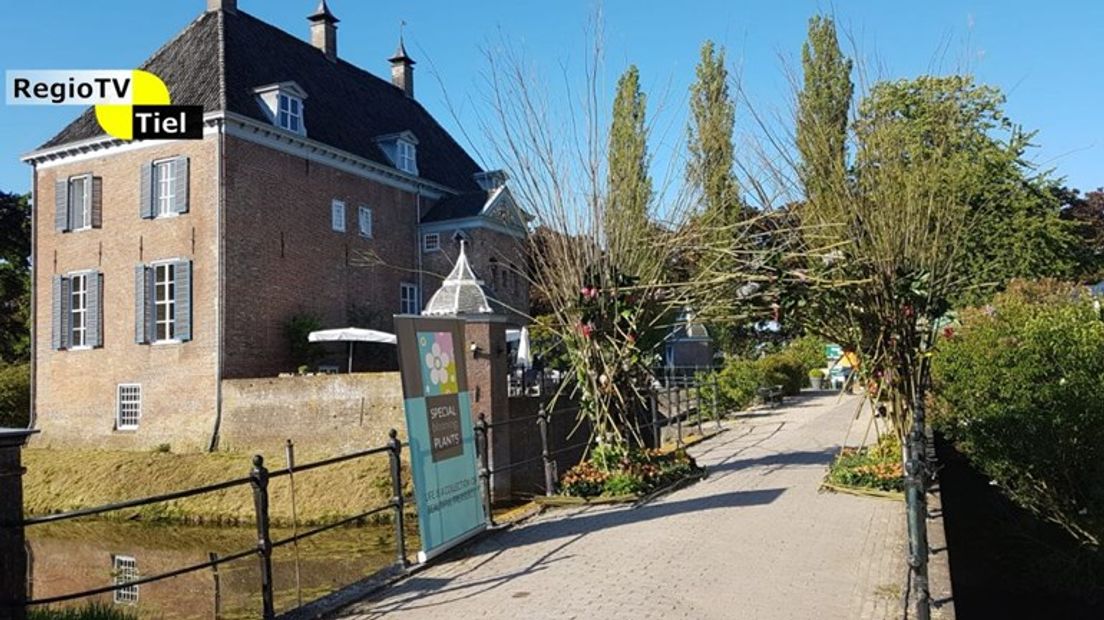 Het landelijke tuinevenement Gardenista vertrekt na één editie uit Rivierenland. Het evenement van Groei & Bloei dat afgelopen jaar voor het eerst gehouden werd rond Kasteel Ophemert heeft een nieuwe locatie gekozen op een landgoed bij Zwolle.