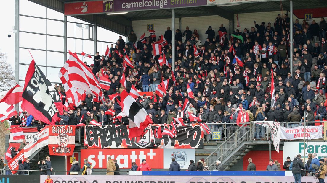 Trouwe fans kregen korting op het verlengen van hun seizoenkaart (Rechten: RTV Drenthe/Gerrit Rijkens)