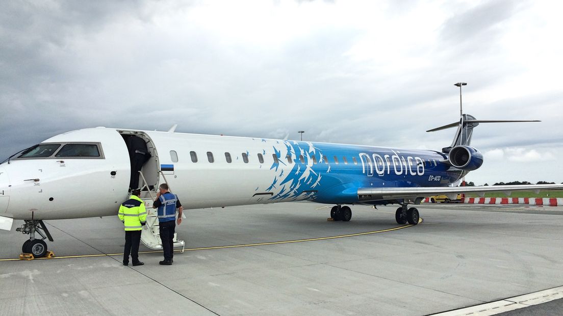 Het vliegtuig dat de vluchten richting Kopenhagen verzorgt (Rechten: Andries Ophof/RTV Drenthe)
