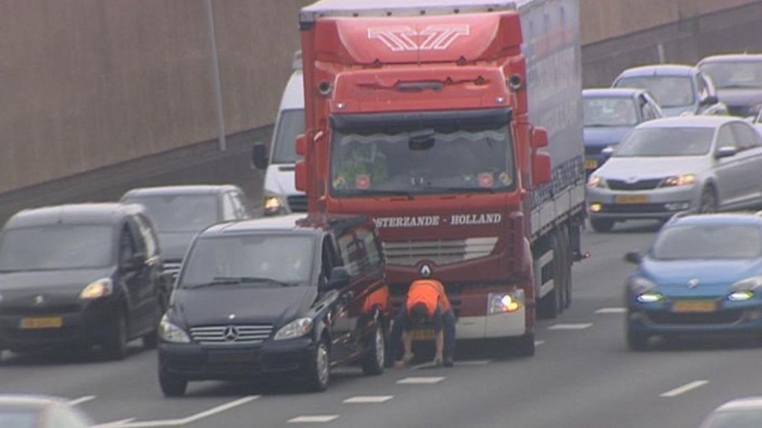 Aanrijding op de A12 bij het knooppunt Gouwe 