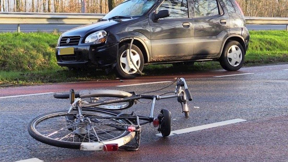 Fietser aangereden bij Staphorst