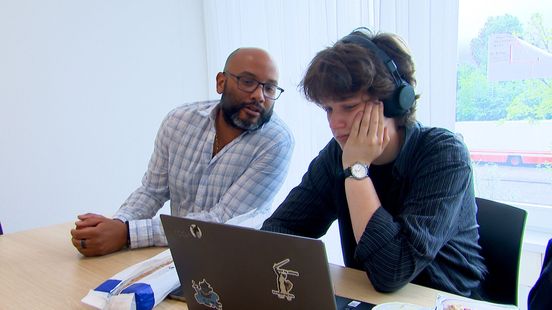 'Ik heb nog nooit een leraar zoals hij gehad', HAN-docent genomineerd
