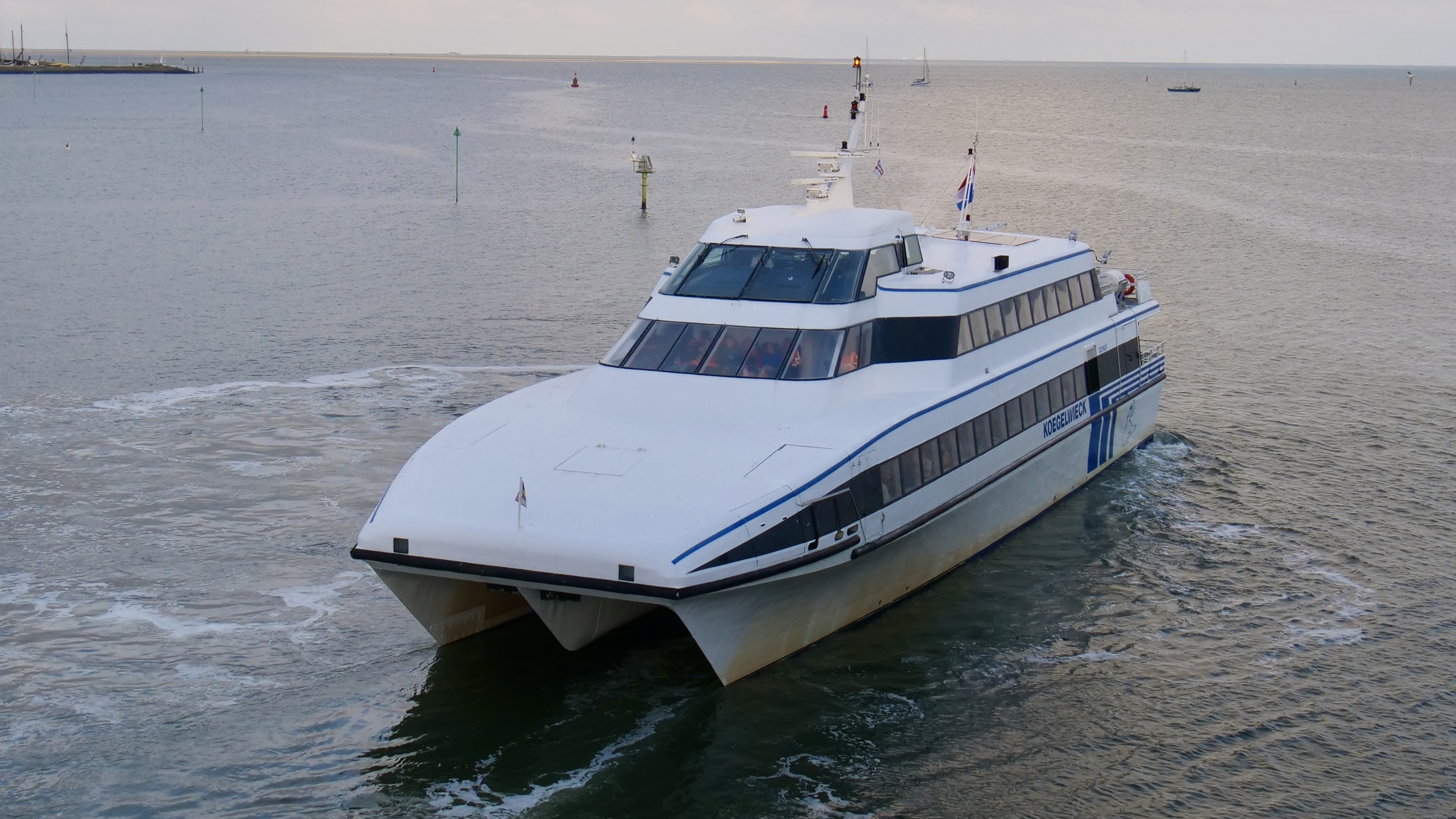 De snelboot Koegelwieck van Rederij Doeksen