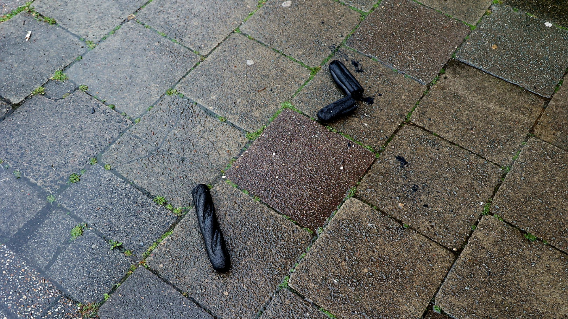 Verkoolde broodjes uit oven zorgen voor grote brandweerinzet