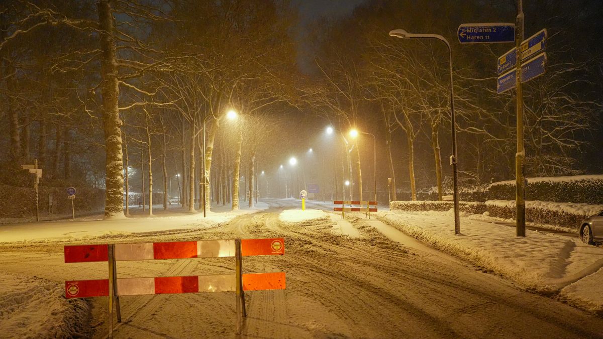 Provincie Drenthe: 'Proberen alle provinciale wegen open te houden'