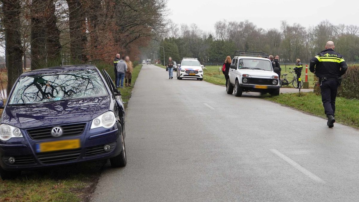 Fietsster naar ziekenhuis na ongeluk in Odoornerveen