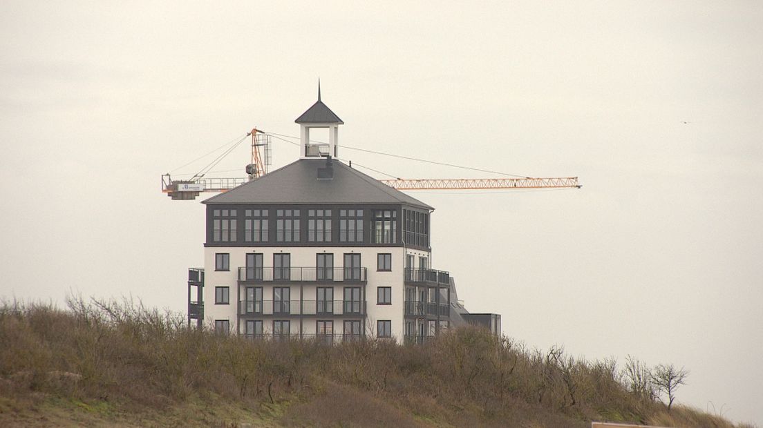 In Cadzand-Bad wordt nog volop gebouwd aan de kust