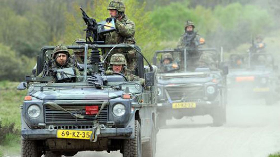 Militairen oefenen op de Veluwe