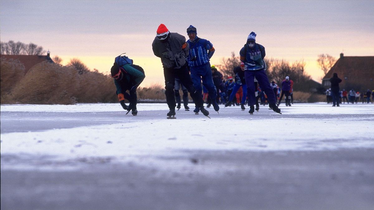 Veel interesse in eerste 'Dag van de Elfstedentocht' - Omrop Fryslân