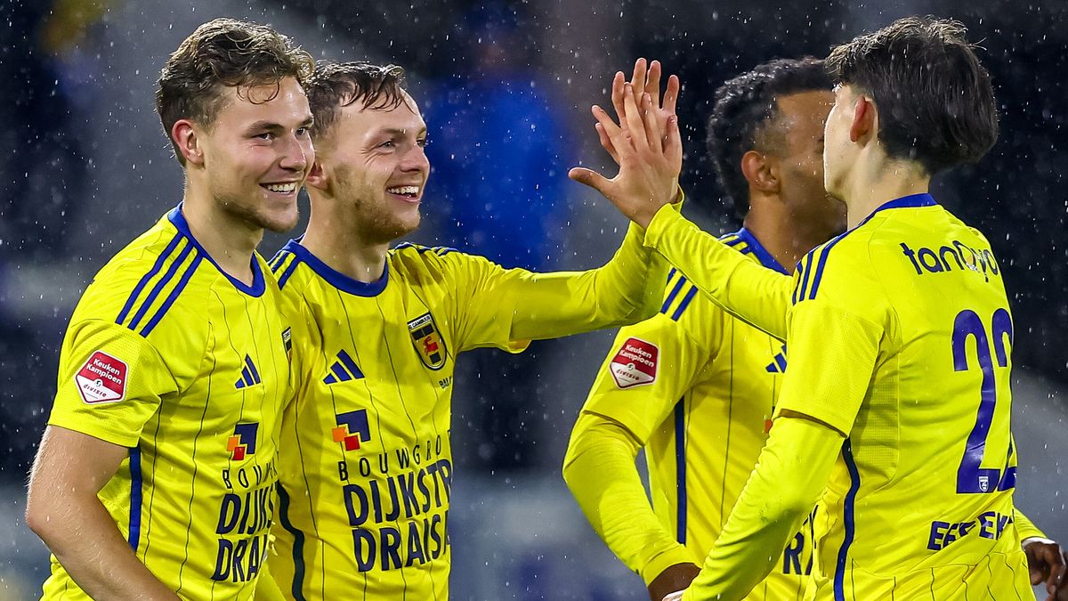 LIVE | Cambuur nog altijd op voorsprong